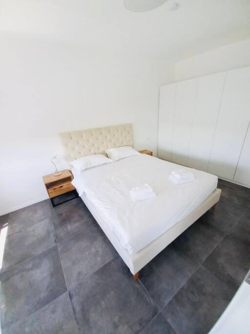 Apartment Charming 1 Bedroom Flat W Terrace&parking-67b Luxembourg