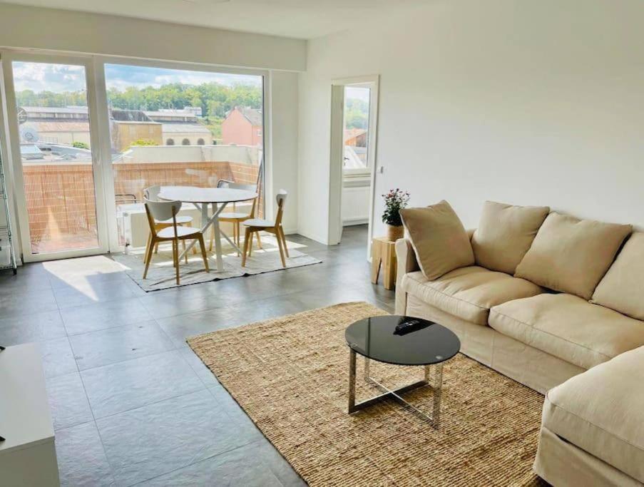 Charming 1 Bedroom Flat W Terrace&parking-67b Apartment
